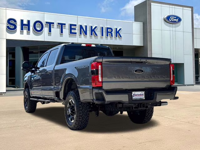 2026 Gray Ford Super Duty F-250 SRW Lariat 4X4 Truck