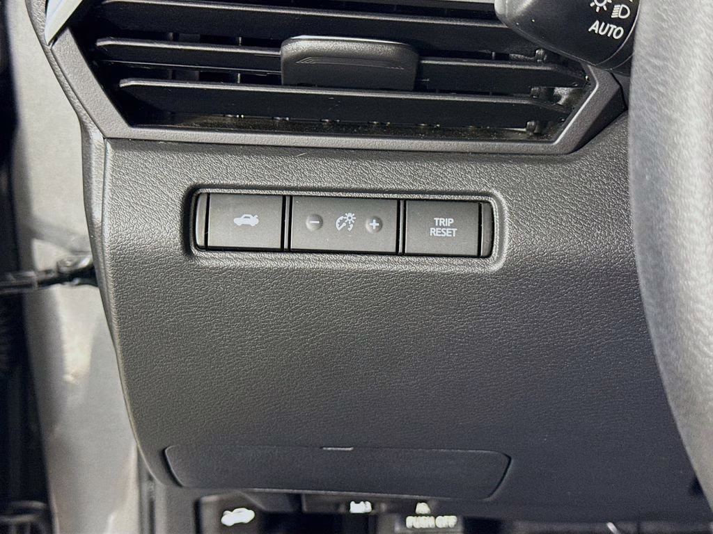 2025 Gun Metallic Nissan Altima 2.5 SV FWD Sedan