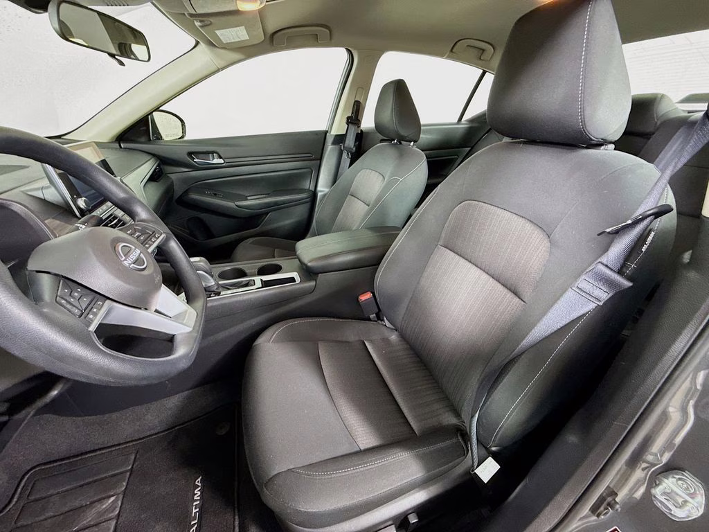 2025 Gun Metallic Nissan Altima 2.5 SV FWD Sedan