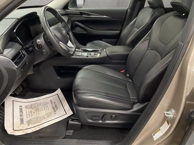 2025 Tan INFINITI QX60 LUXE AWD SUV