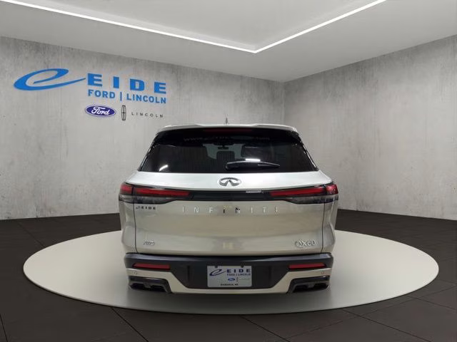 2025 Warm Titanium/Black Obsidian INFINITI QX60 LUXE AWD SUV