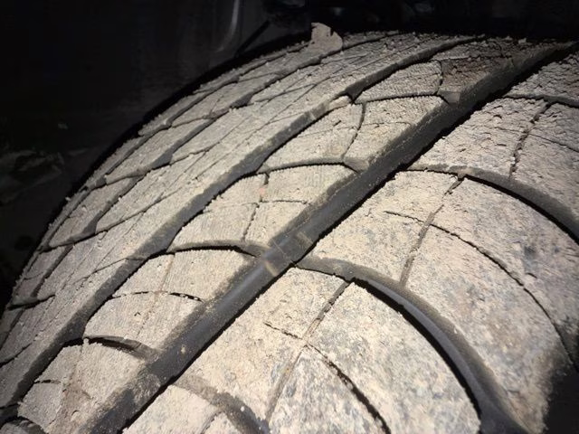 2025 Warm Titanium/Black Obsidian INFINITI QX60 LUXE AWD SUV