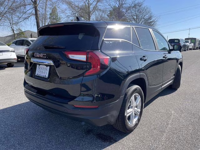 2024 Ebony Twilight Metallic GMC Terrain SLE FWD SUV