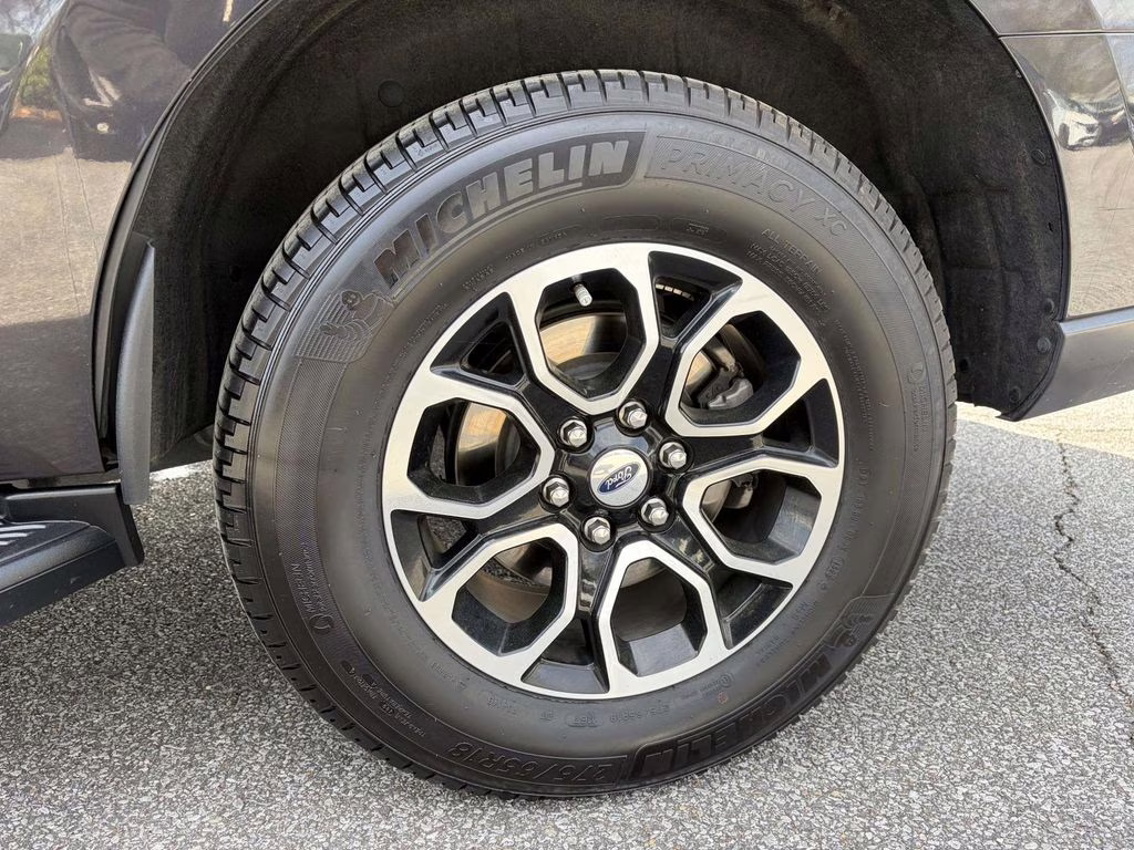 2024 Gray Metallic Ford Expedition XLT RWD SUV