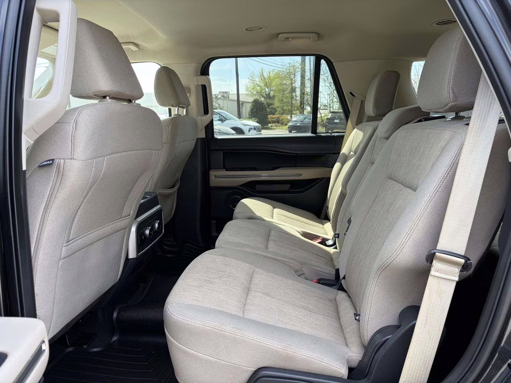 2024 Gray Metallic Ford Expedition XLT RWD SUV