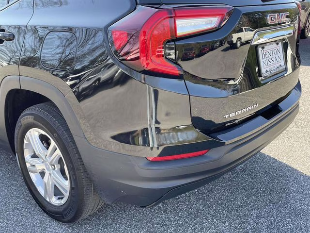 2024 Ebony Twilight Metallic GMC Terrain SLE FWD SUV