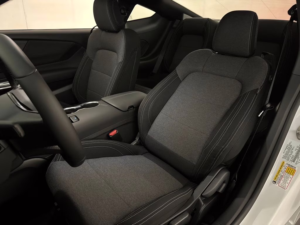 2026 Oxford White Ford Mustang EcoBoost RWD Coupe