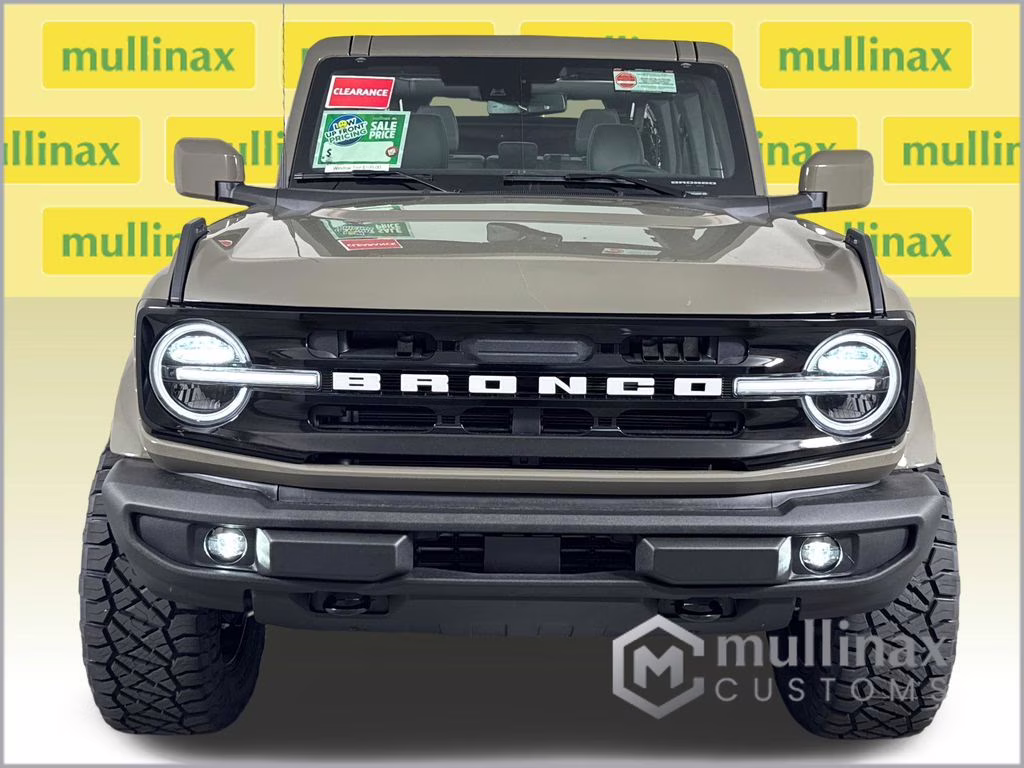 2026 Marsh Gray Ford Bronco Outer Banks 4X4 SUV