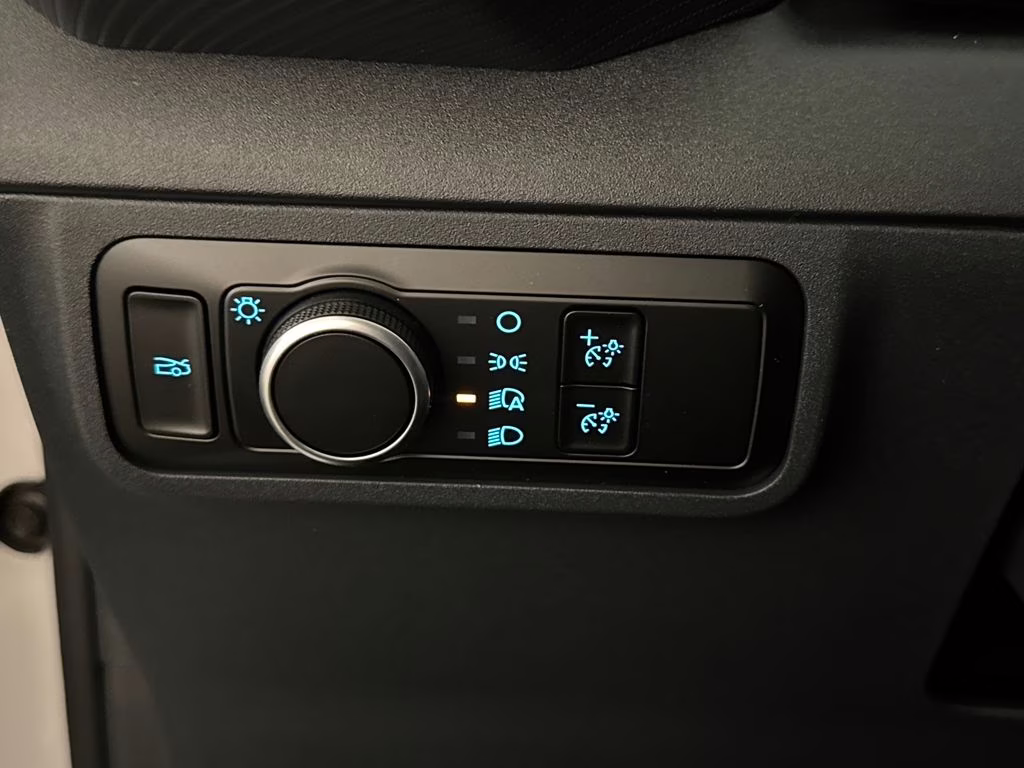 2026 Oxford White Ford Mustang EcoBoost RWD Coupe