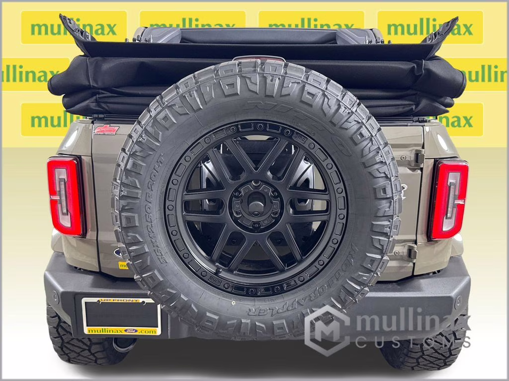 2026 Marsh Gray Ford Bronco Outer Banks 4X4 SUV