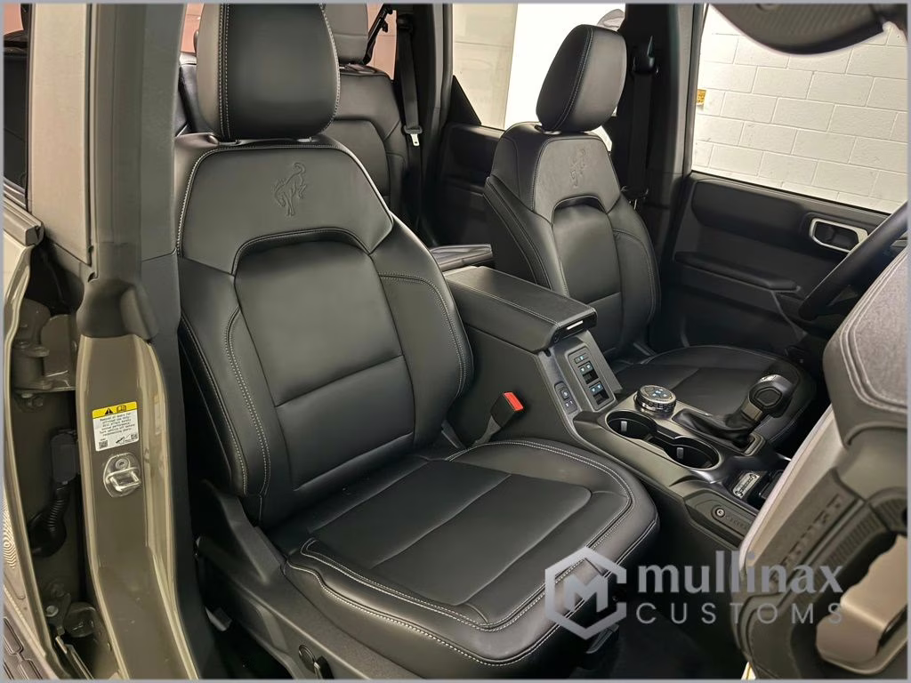 2026 Marsh Gray Ford Bronco Outer Banks 4X4 SUV