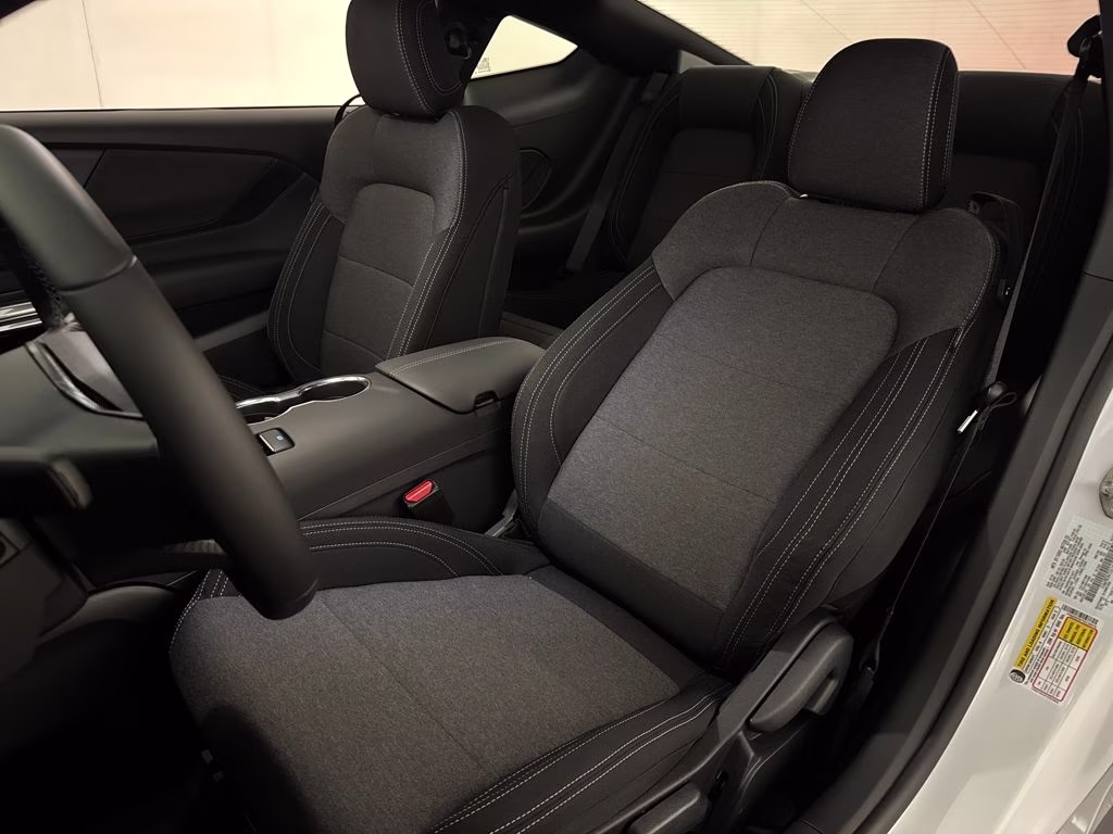 2026 Oxford White Ford Mustang EcoBoost RWD Coupe