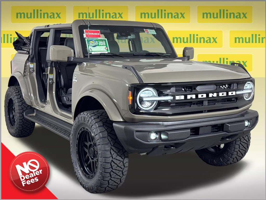 2026 Marsh Gray Ford Bronco Outer Banks 4X4 SUV