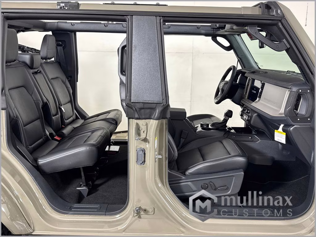 2026 Marsh Gray Ford Bronco Outer Banks 4X4 SUV