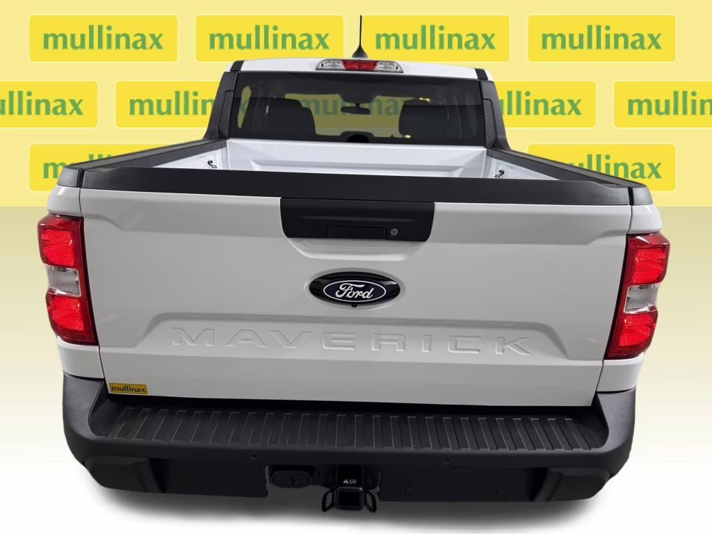 2026 Oxford White Ford Maverick XL AWD Truck