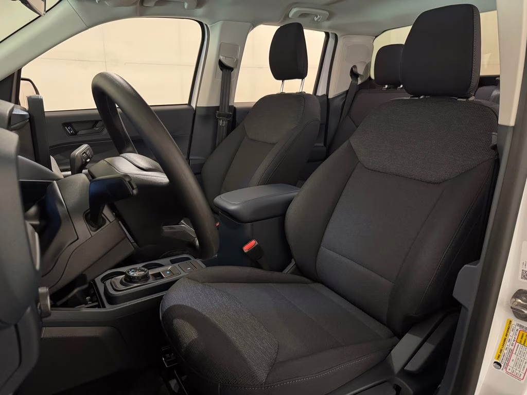 2026 Oxford White Ford Maverick XL AWD Truck