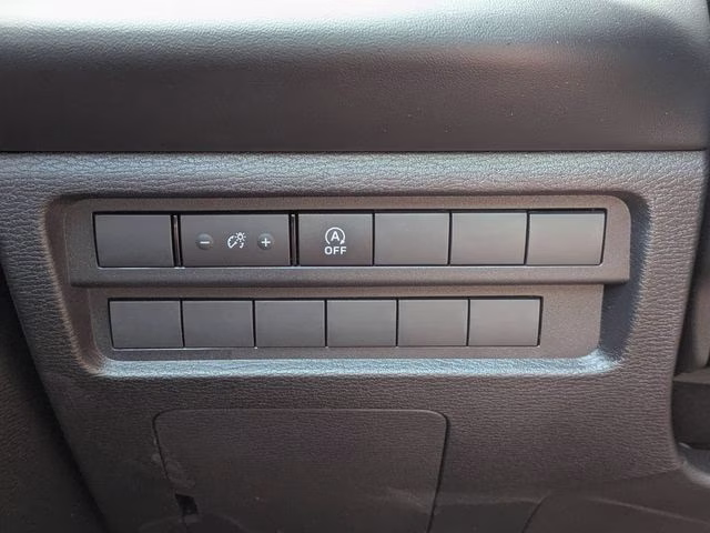 2026 Labrador Black Pearl Mitsubishi Outlander ES FWD SUV