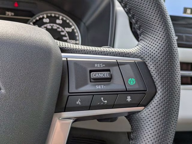 2026 Moonstone Gray Metallic Mitsubishi Outlander SE FWD SUV