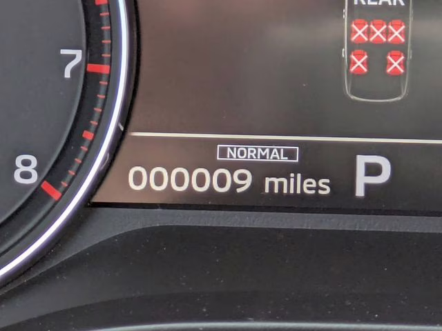 2026 Moonstone Gray Metallic Mitsubishi Outlander SE FWD SUV