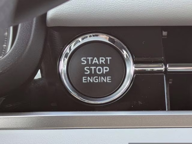 2026 Moonstone Gray Metallic Mitsubishi Outlander SE FWD SUV