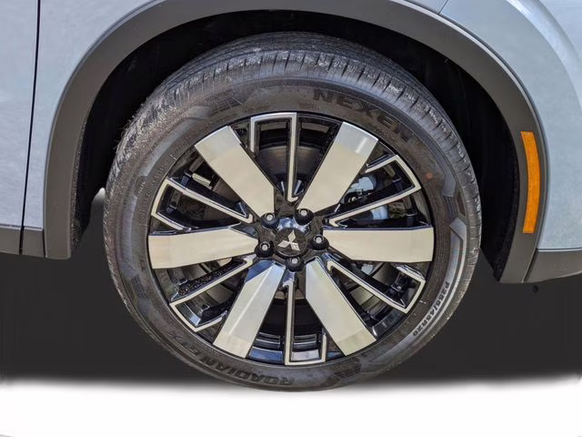 2026 Moonstone Gray Metallic Mitsubishi Outlander SE FWD SUV