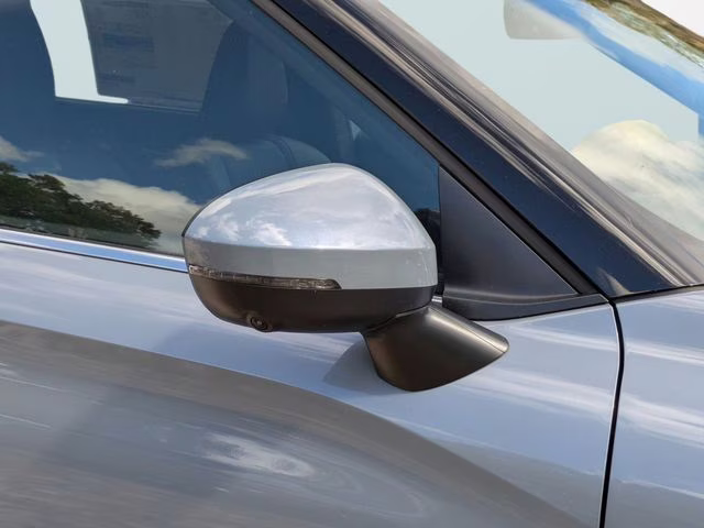 2026 Moonstone Gray Metallic Mitsubishi Outlander SE FWD SUV