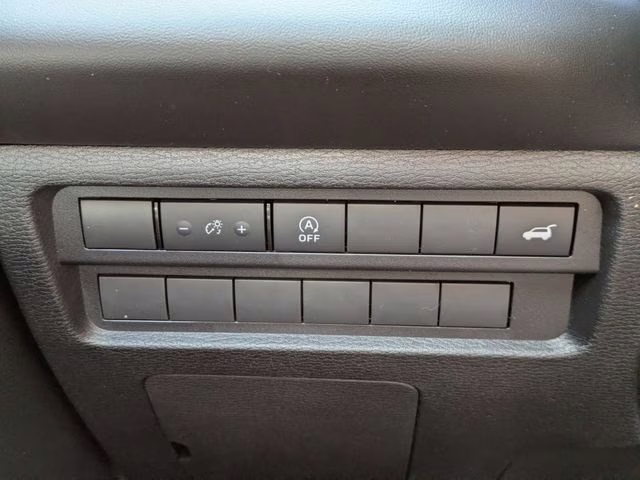 2026 Moonstone Gray Metallic Mitsubishi Outlander SE FWD SUV