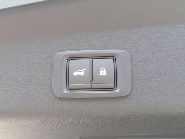 2026 Moonstone Gray Metallic Mitsubishi Outlander SE FWD SUV