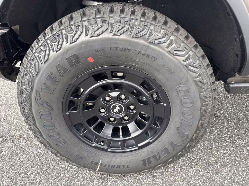 2026 Gray Ford Bronco Badlands 4X4 SUV