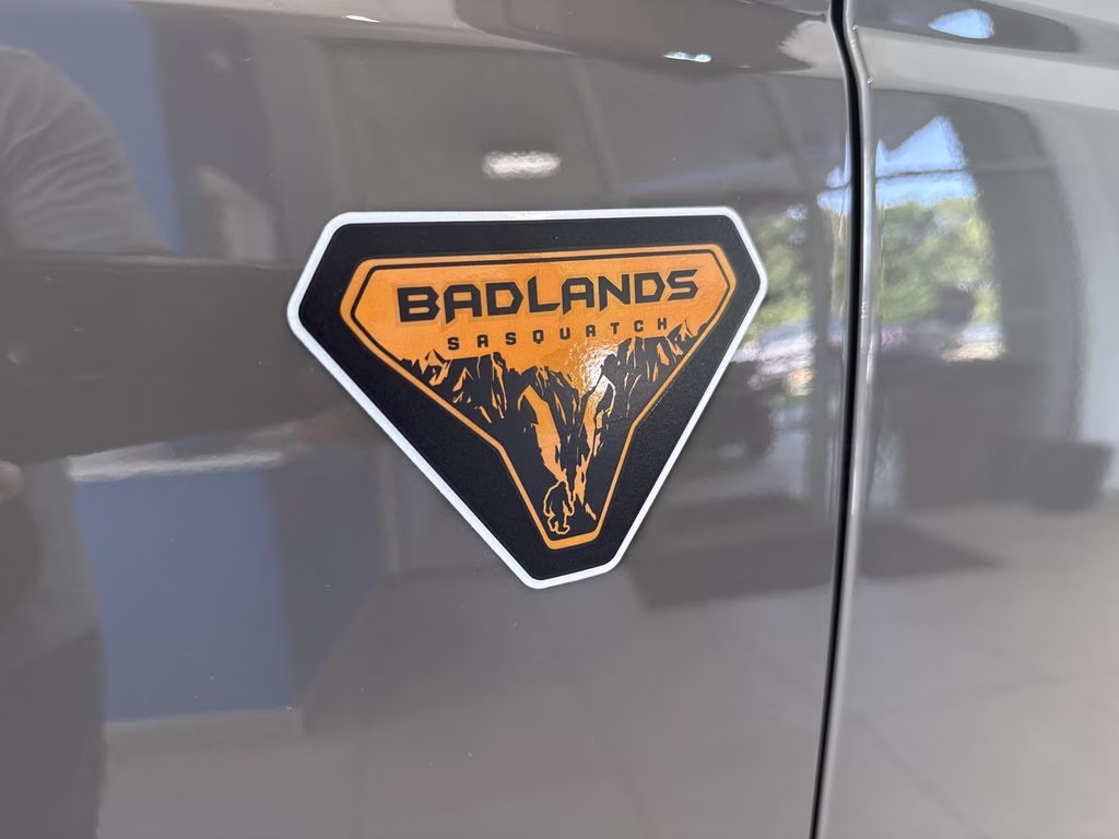 2026 Gray Ford Bronco Badlands 4X4 SUV