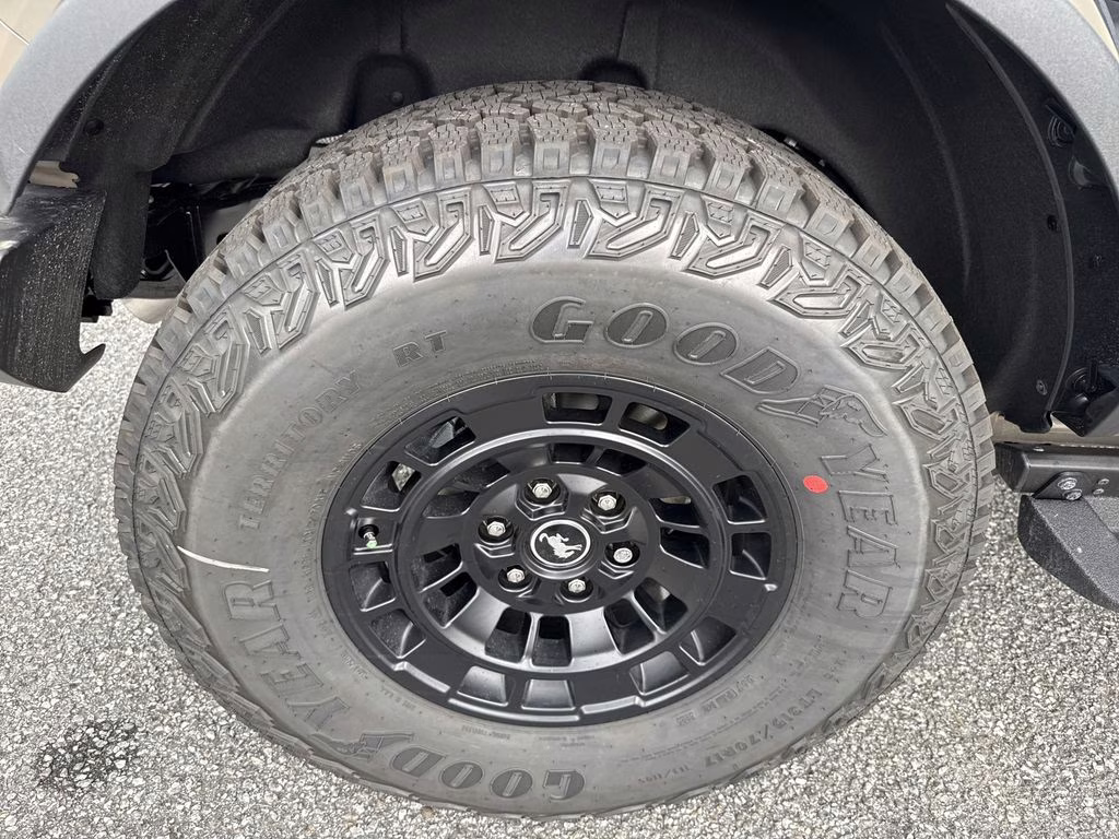 2026 Gray Ford Bronco Badlands 4X4 SUV