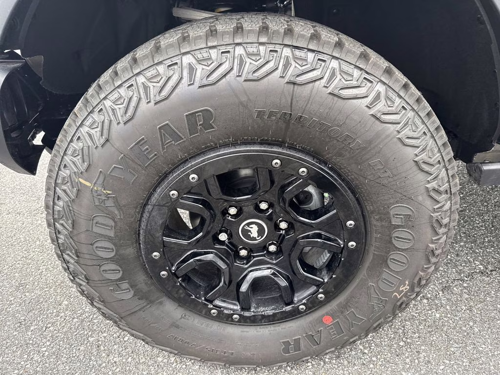 2026 Gray Ford Bronco Badlands 4X4 SUV