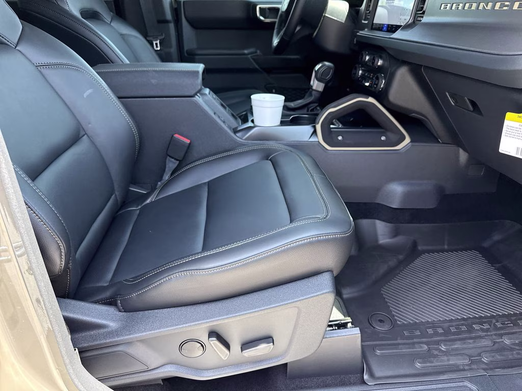 2026 Gray Ford Bronco Badlands 4X4 SUV
