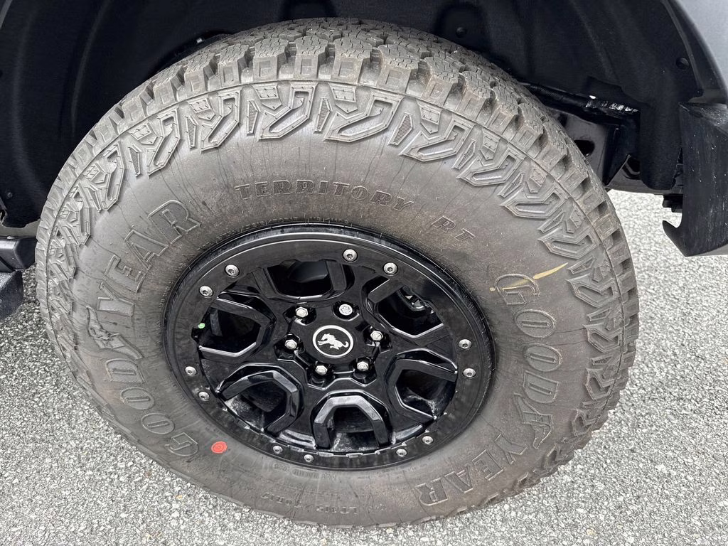 2026 Gray Ford Bronco Badlands 4X4 SUV