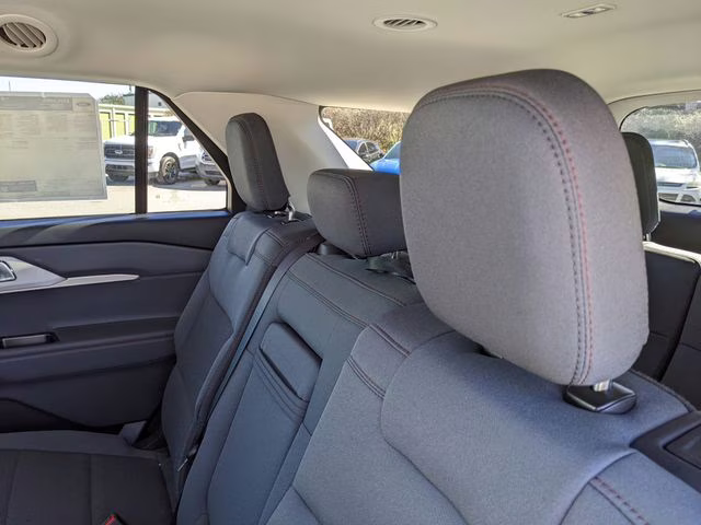 2026 White Ford Explorer Active RWD SUV