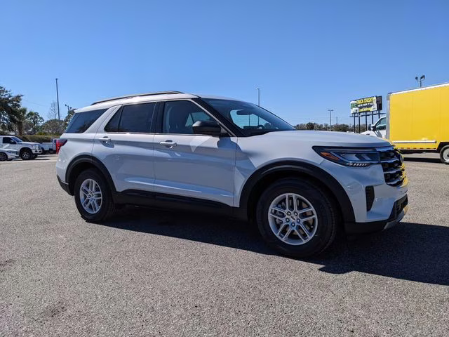 2026 White Ford Explorer Active RWD SUV