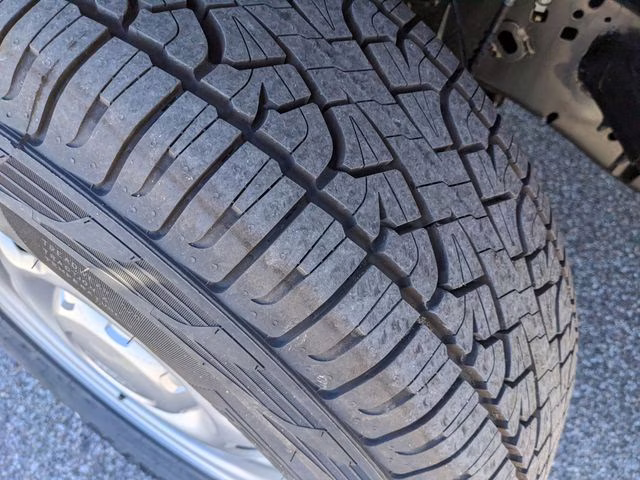 2025 Oxford White Ford F-150 XL 4X4 Truck