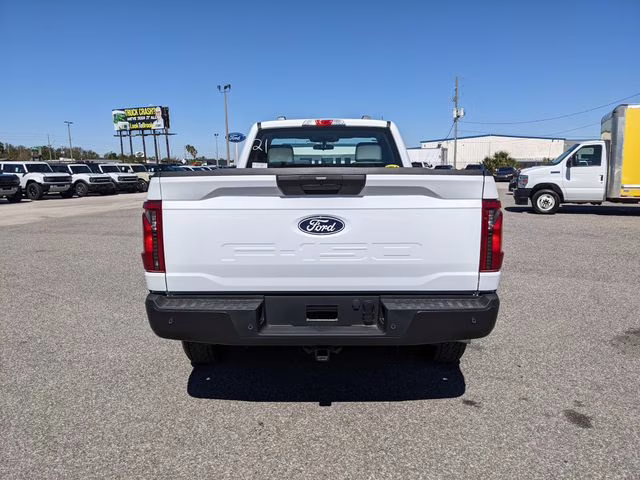2025 Oxford White Ford F-150 XL 4X4 Truck