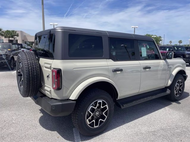 2026 Desert Sand Ford Bronco Outer Banks 4X4 Convertible