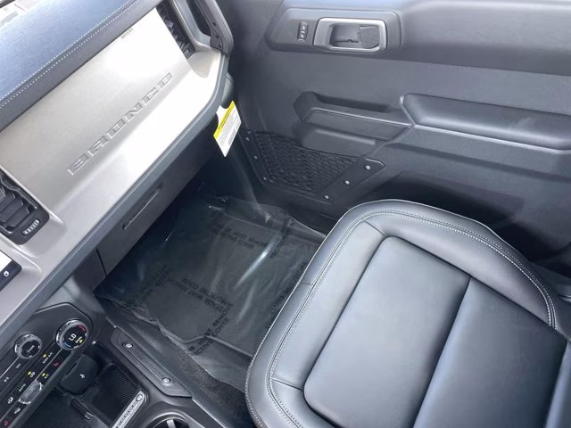 2026 Shadow Black Ford Bronco Outer Banks 4X4 Convertible