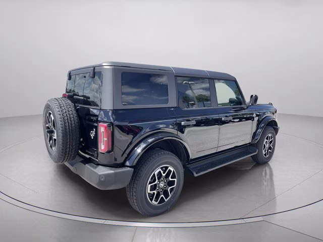 2026 Shadow Black Ford Bronco Outer Banks 4X4 Convertible