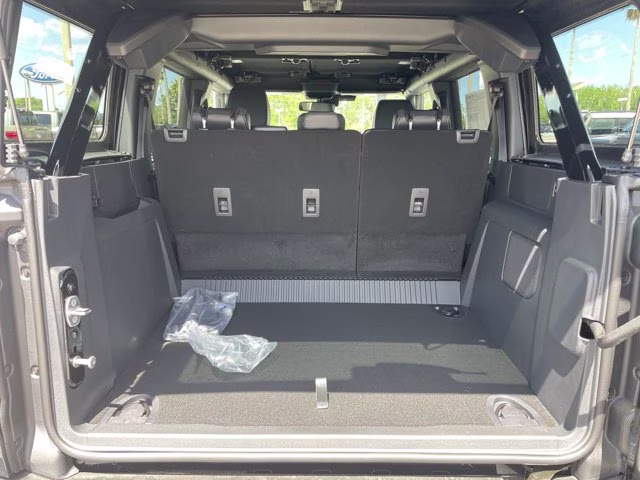 2026 Shadow Black Ford Bronco Outer Banks 4X4 Convertible