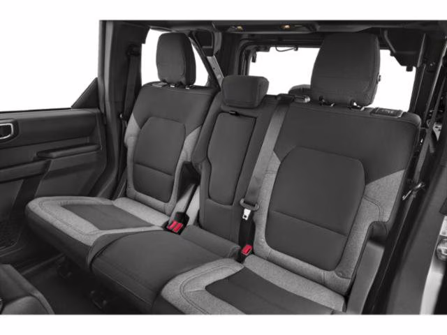 2026 Oxford White Ford Bronco 4X4 Convertible