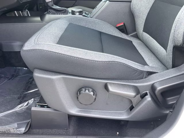 2026 Oxford White Ford Bronco Base 4X4 Convertible