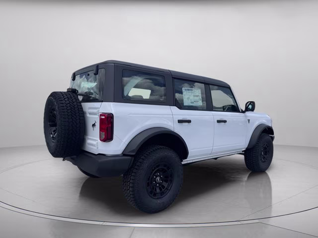 2026 Oxford White Ford Bronco Base 4X4 Convertible