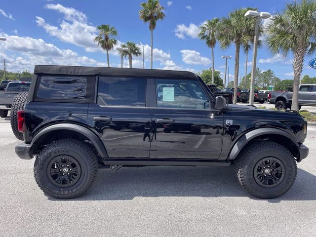2026 Shadow Black Ford Bronco Big Bend 4X4 Convertible