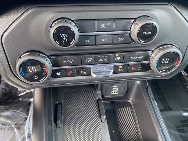 2026 Desert Sand Ford Bronco Outer Banks 4X4 Convertible