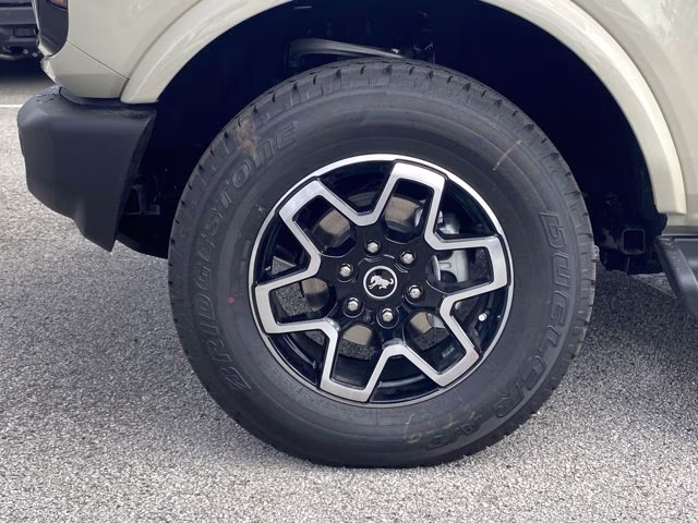 2026 Desert Sand Ford Bronco Outer Banks 4X4 Convertible