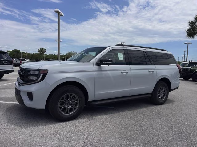 2026 Space Silver Metallic Ford Expedition Max Active RWD SUV