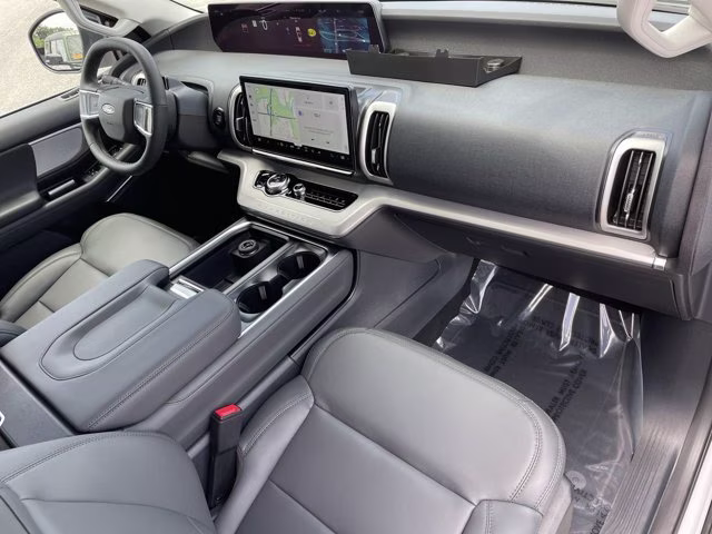 2026 Space Silver Metallic Ford Expedition Max Active RWD SUV